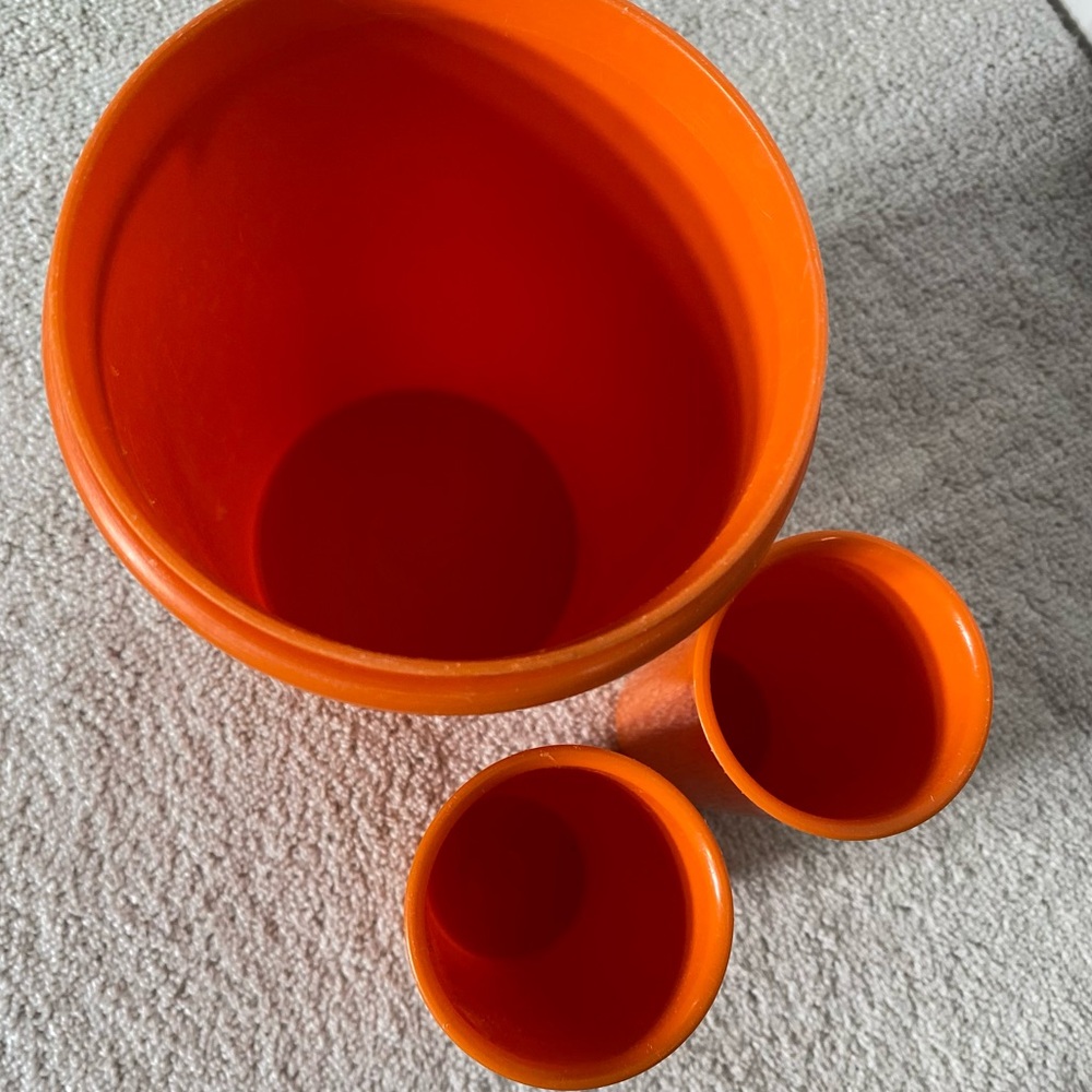 Vintage Tupperware Orange Handolier Plastic Storage Canister W Lid & 2 Cups Set - Picture 4 of 11